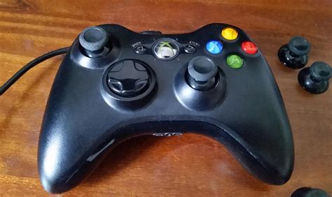 PSA: You can put xbox one thumbsticks on a xbox 360 controller .